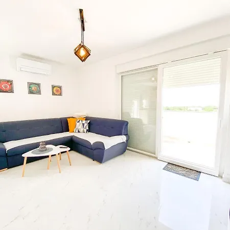 Appartement Ema With Sea View Murine